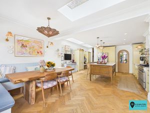 Kitchen/Diner - click for photo gallery